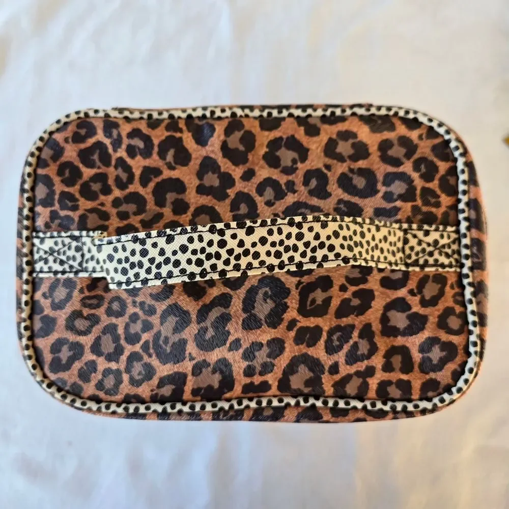 Nicole Miller New York this chic