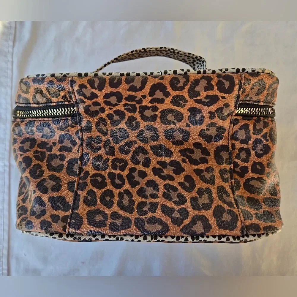 Nicole Miller New York this chic