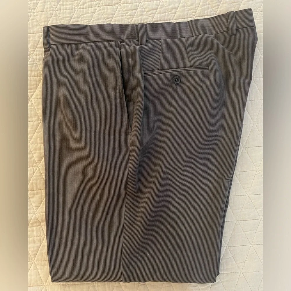 Saks Fifth Avenue Flat Front & Cuffed Corduroy Pant in Gray Size‎ 38 $145