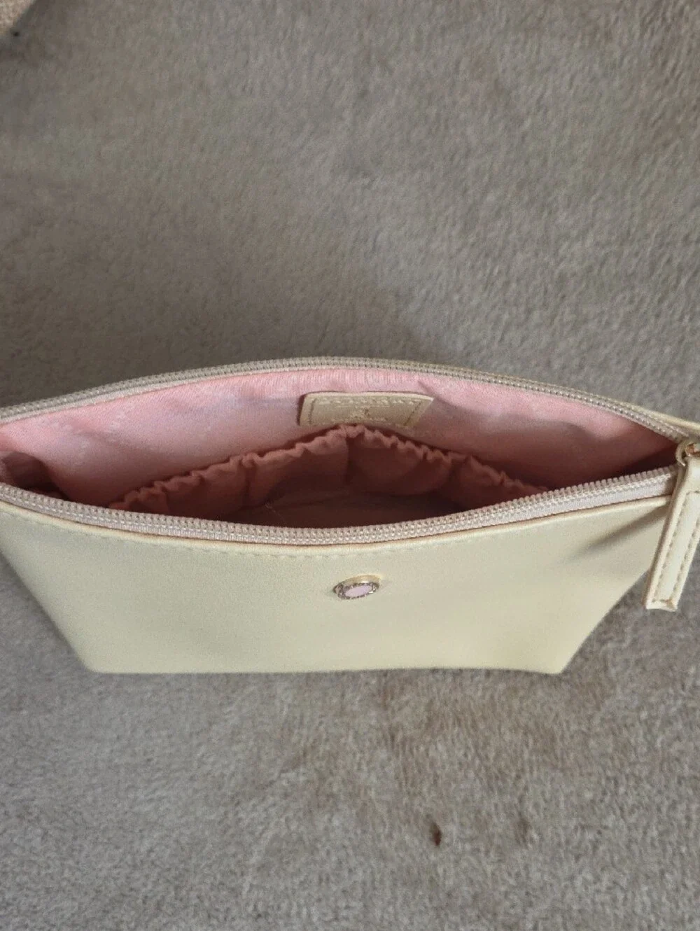 BVLGARI beige faux
