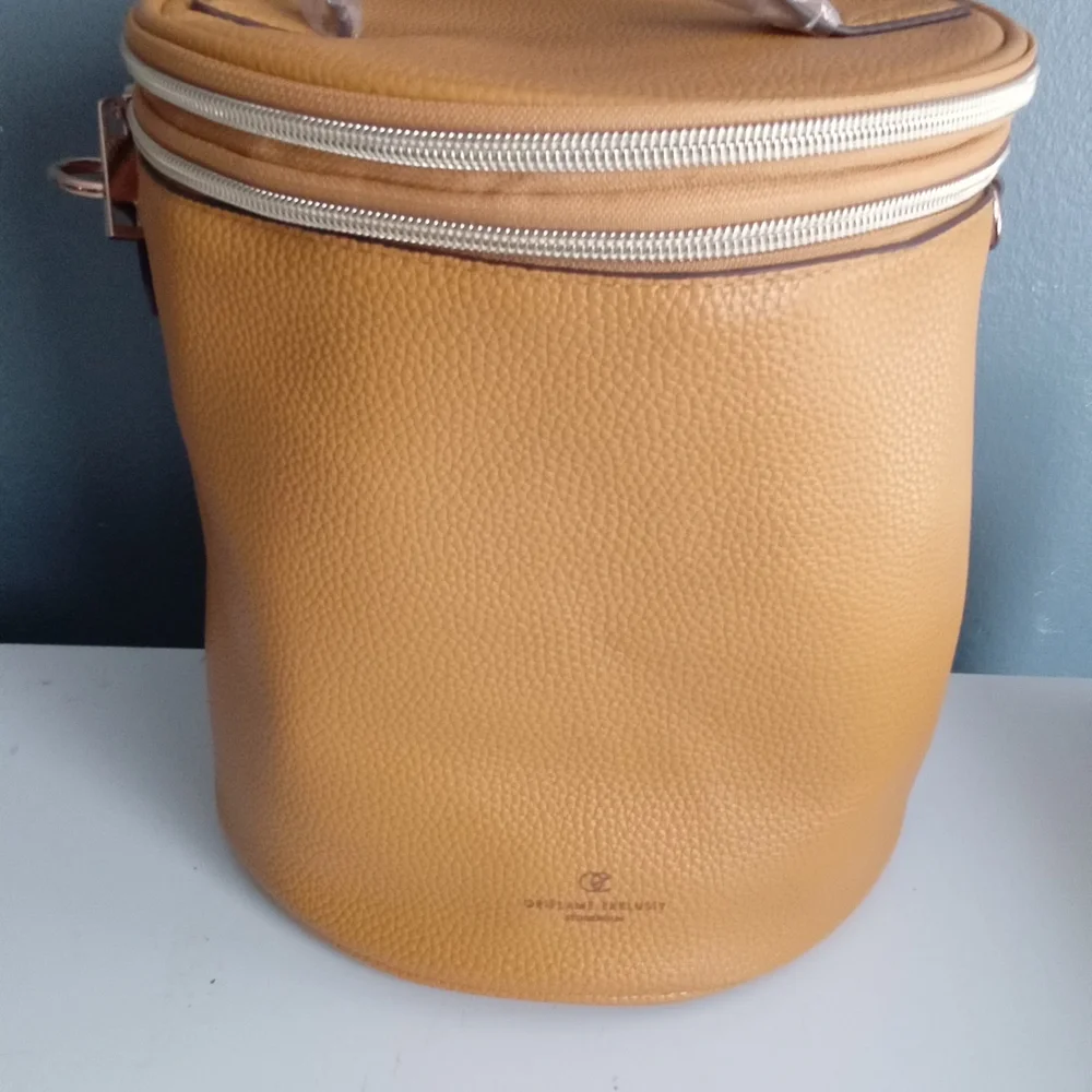 Oriflame Exklusiv Mustard Yellow Pebble Grain Vanity Case Bag Top Handle‎