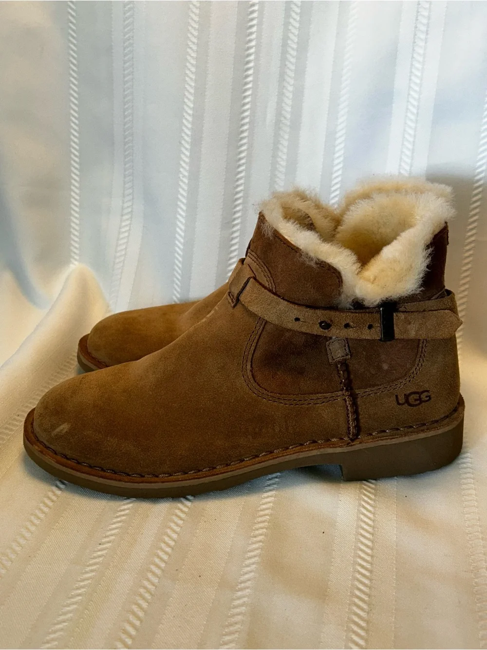 UGG these suede