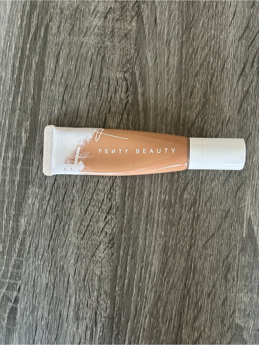Fenty Beauty Pro Filt'r Instant Retouch Foundation