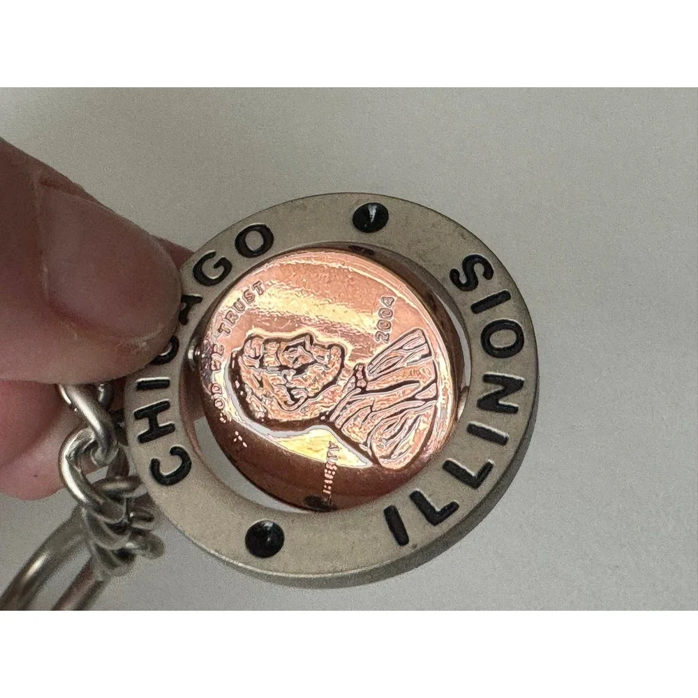 Chicago Illinois Souvenir Keychain Spinning 2004 Lincoln Penny‎ Style Key Ring