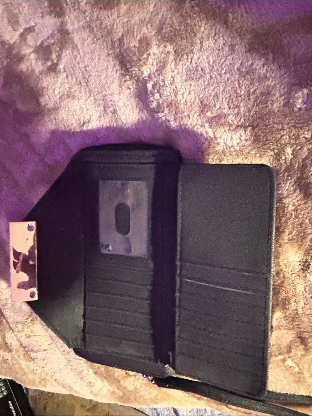Kenneth Cole Reaction compact envelope