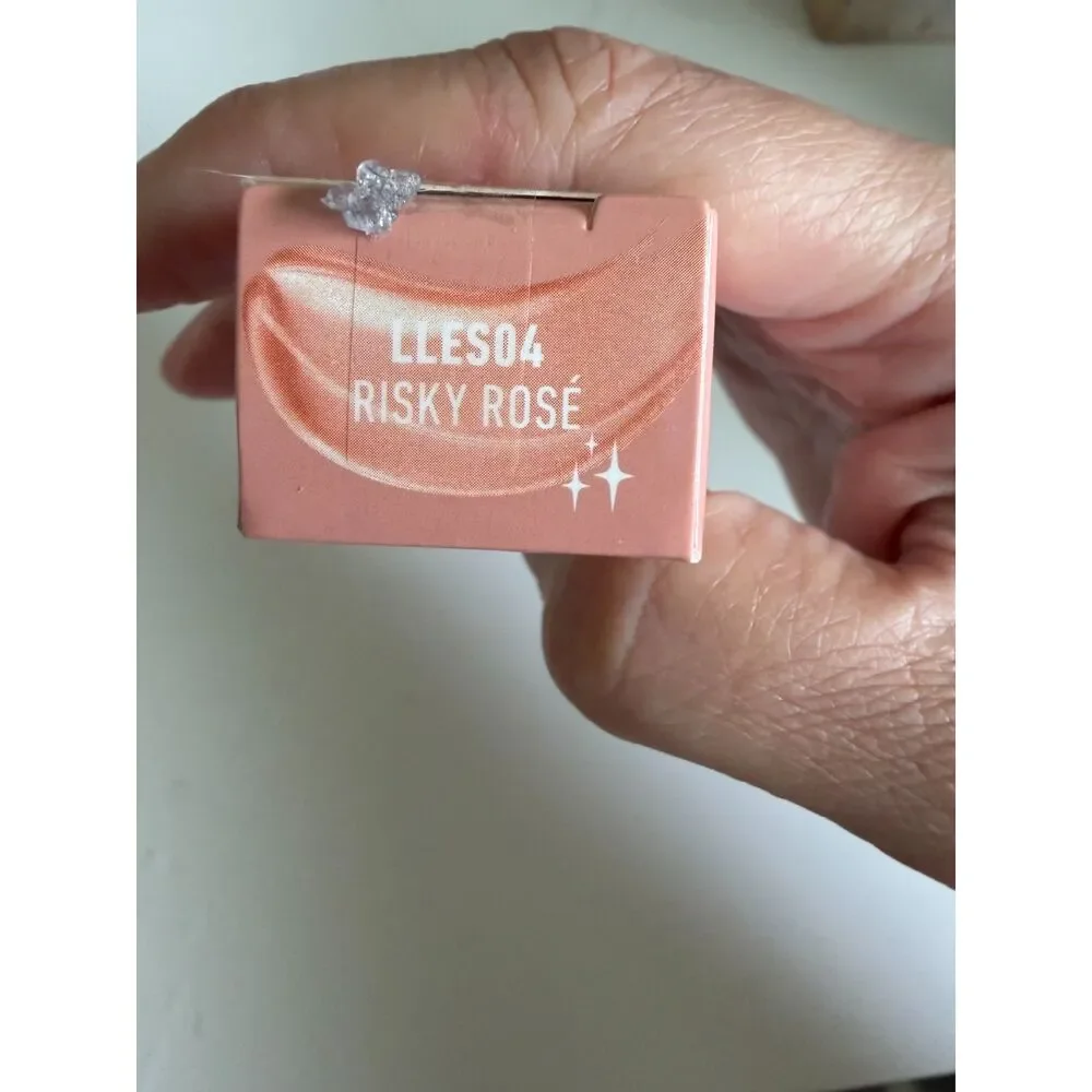 NYX lid lingerie