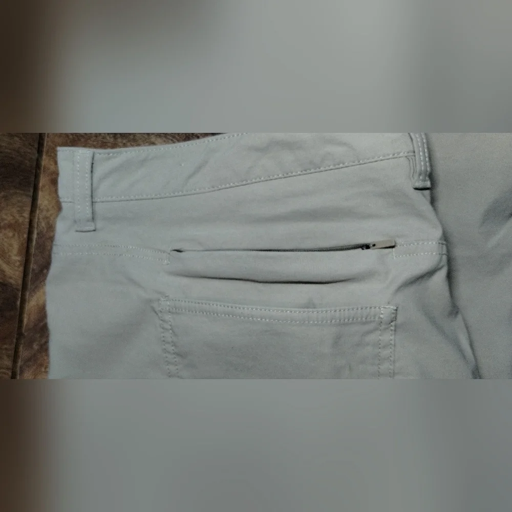 The North Face Men's Khaki Chinos  (40)