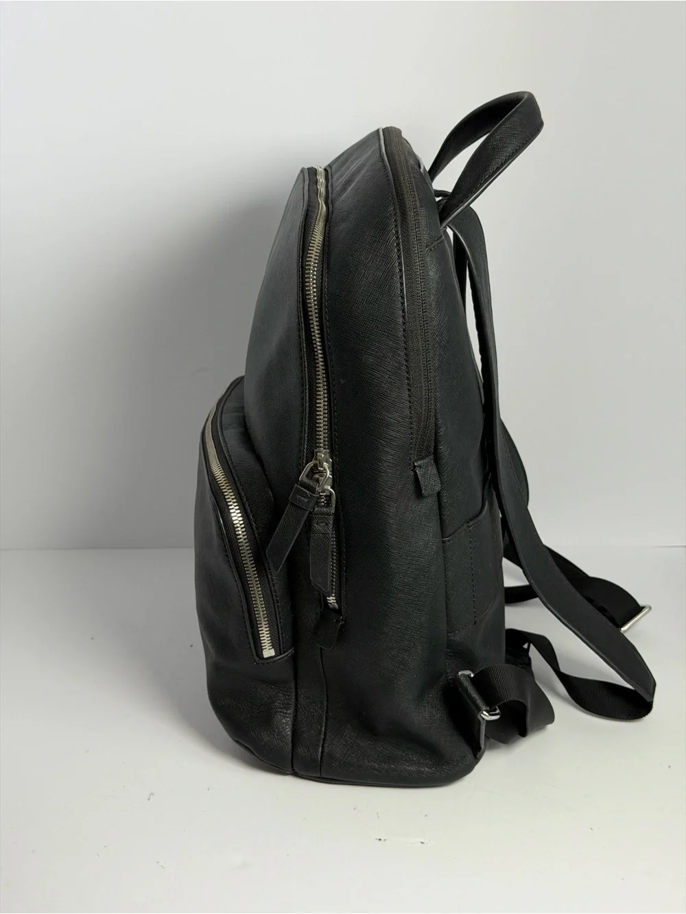 Tumi sleek backpack