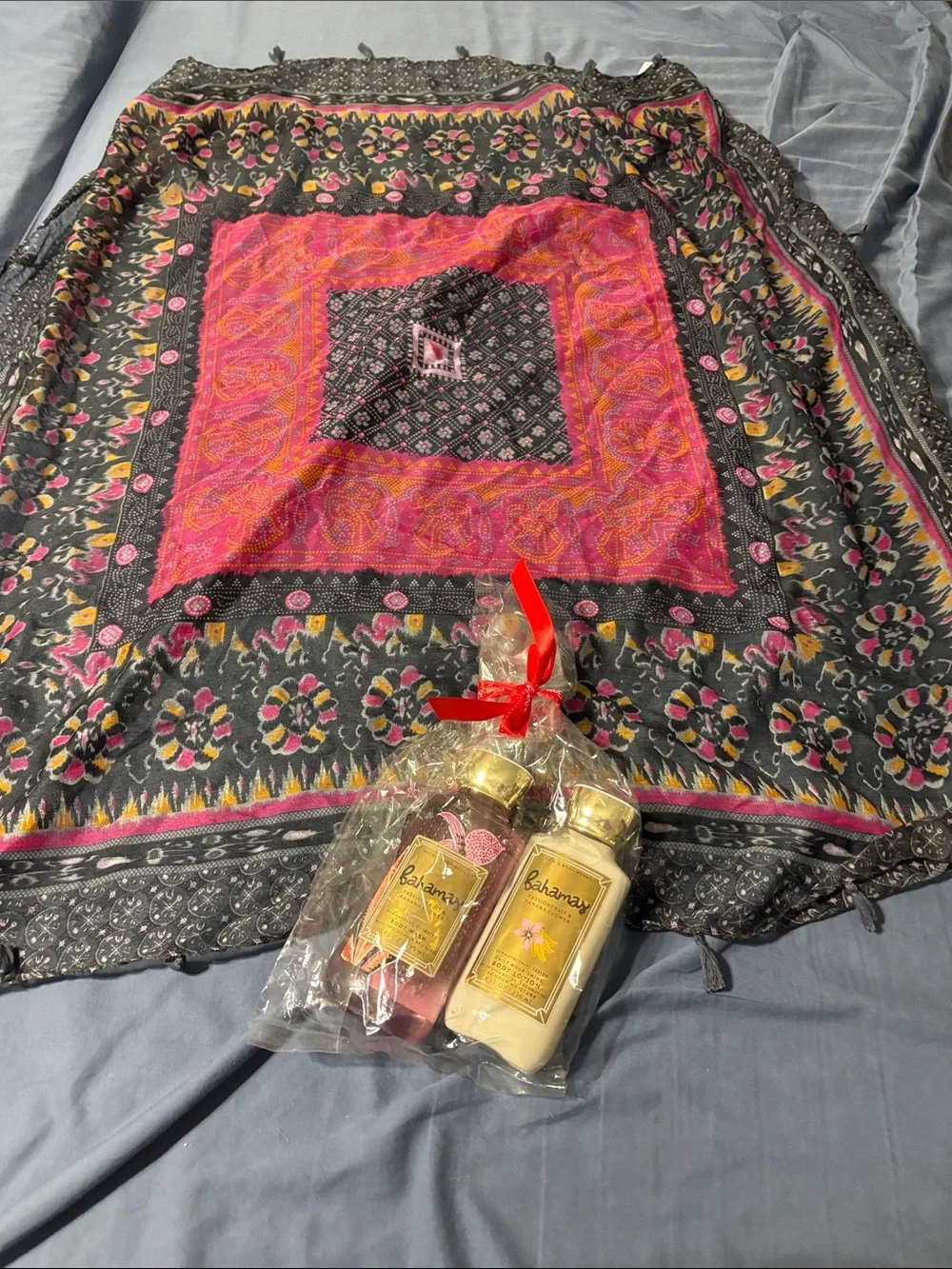 Bath & Body Works Bahama Coconut & Pink Soap Gift Set - Pink & Cream and scarf
