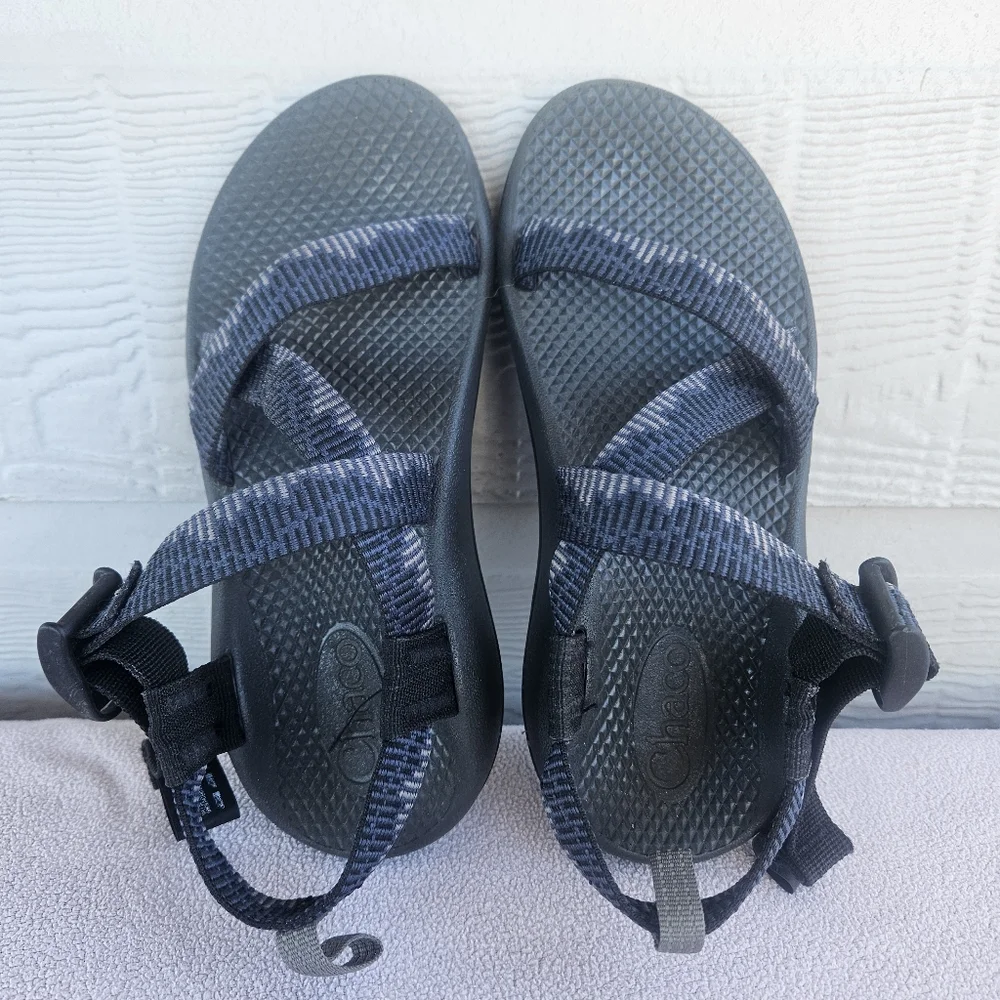 Chaco ecotread hiking
