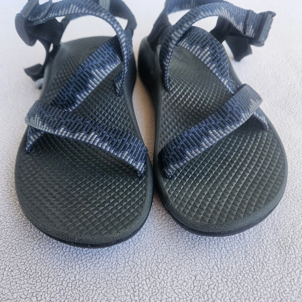 Chaco ecotread hiking