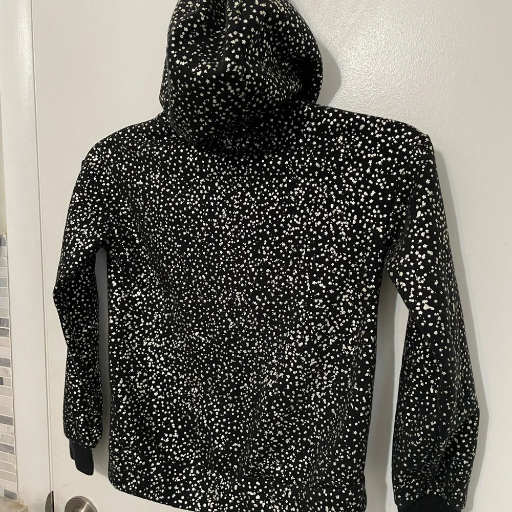 Nike sleeve length silver
