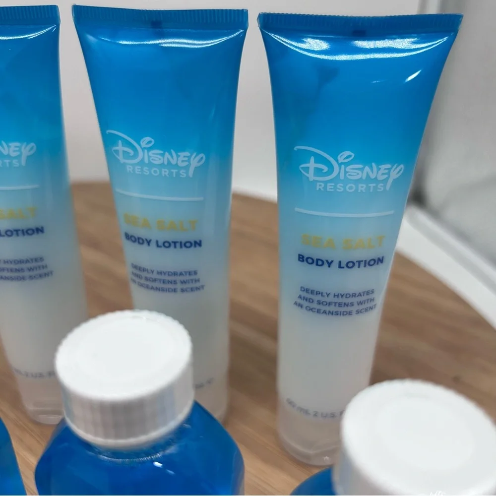 Disney 12 h2o