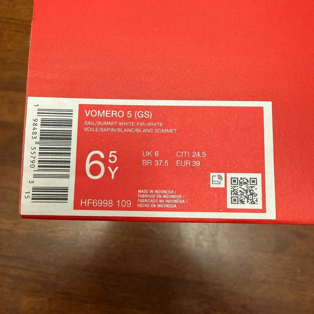 Nike Vomero 5 GS‎ Kids Size 6.5Y Sail Summit White Fir Green HF6998-109 Sneakers