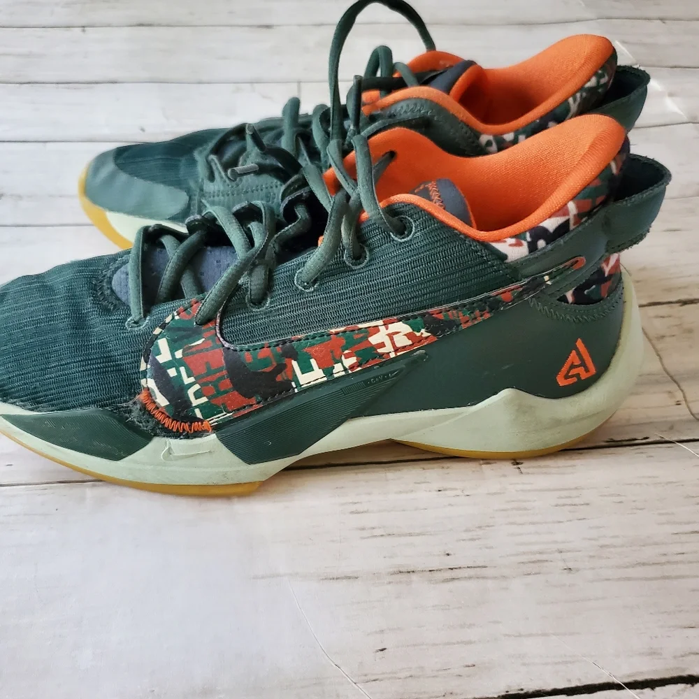 Nike zoom freak