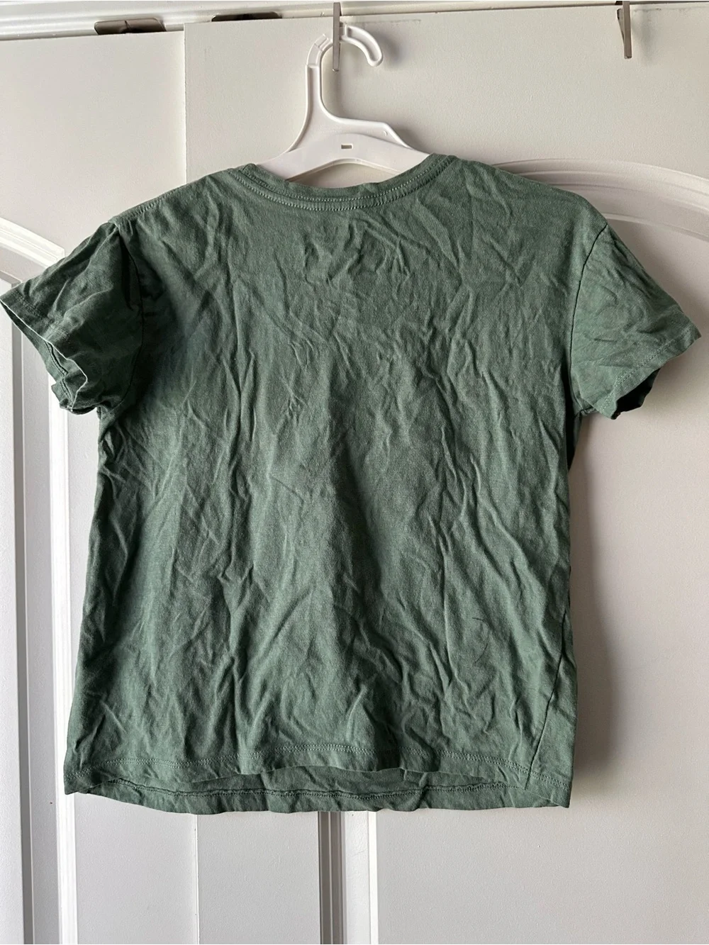 Old Navy soft green