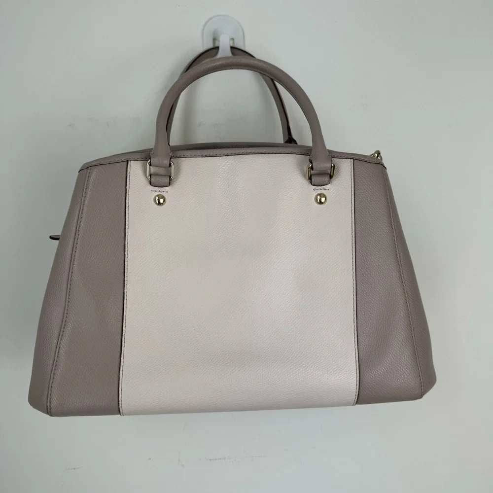 Coach beige vanilla