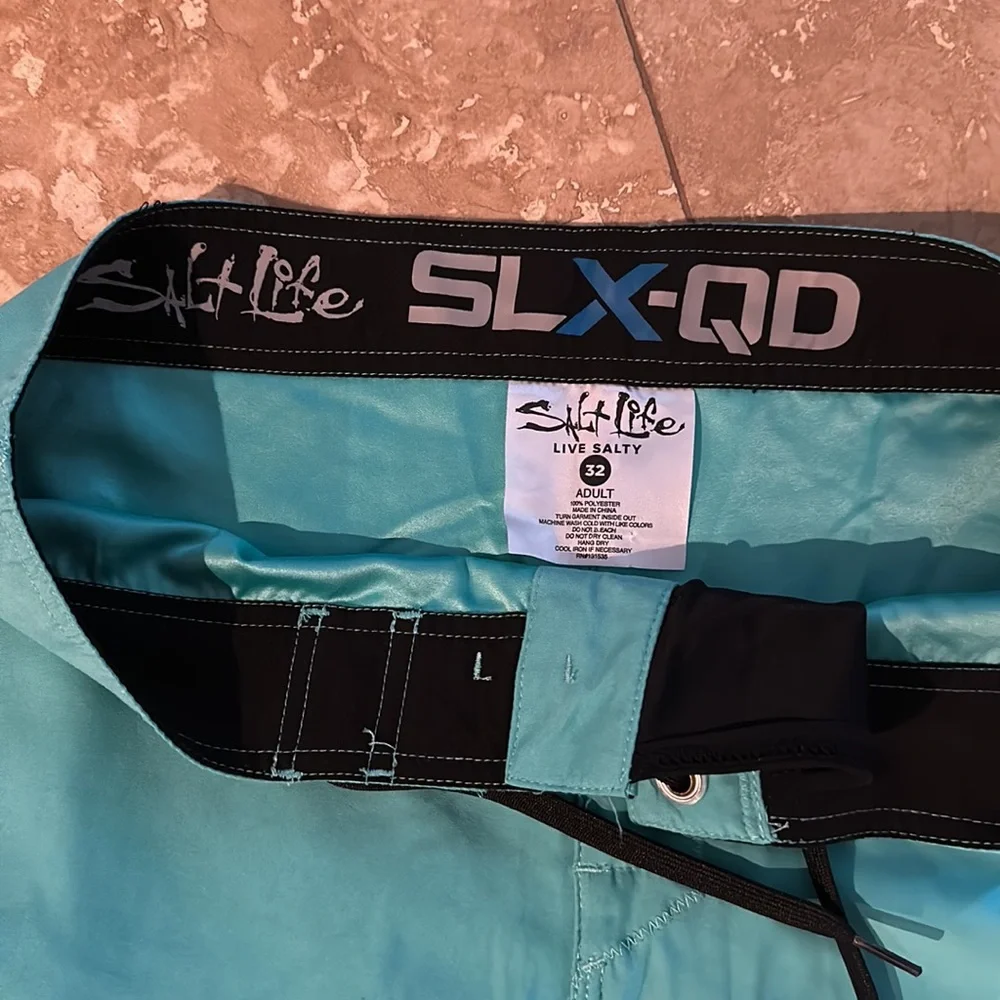 Men’s Sallt Life SL X-QD  Board Shorts 32 teal blue/green color skull