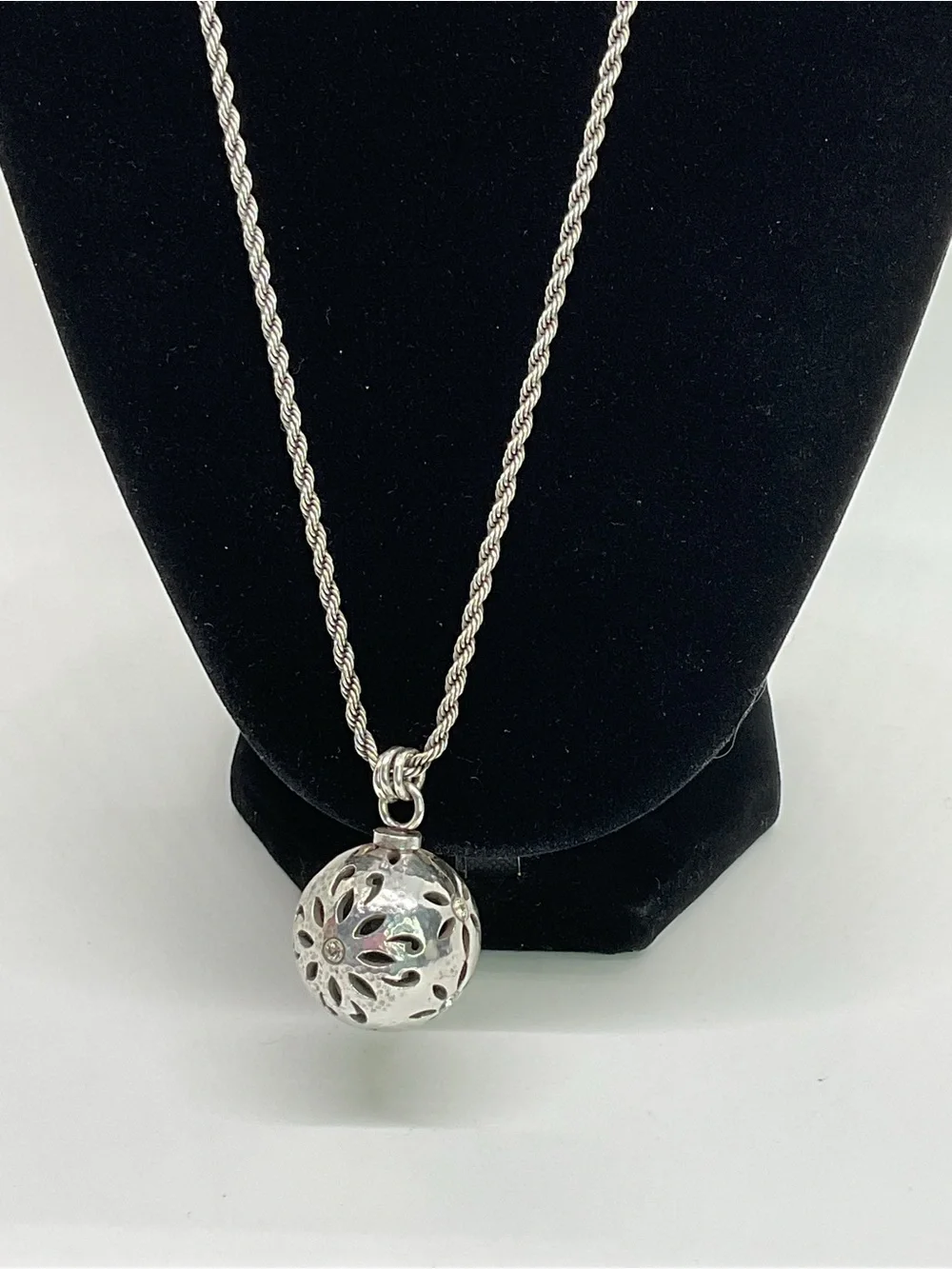 Brighton elegant silver