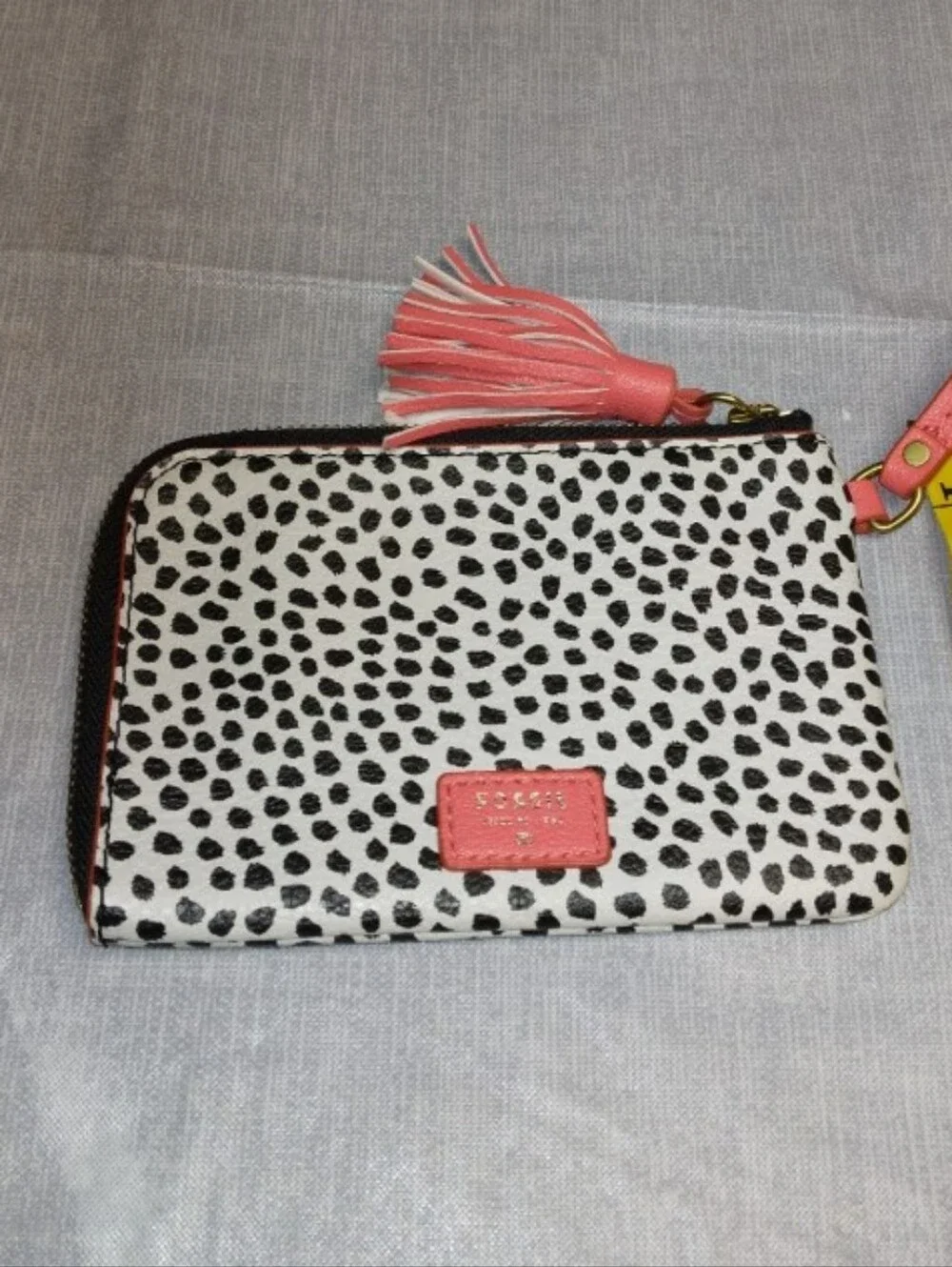 Fossil compact wristlet