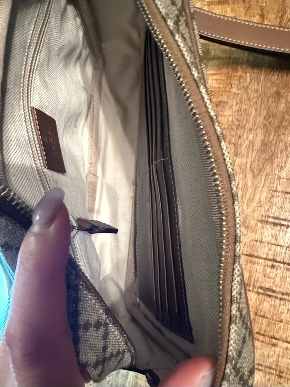 Gucci classic diamante