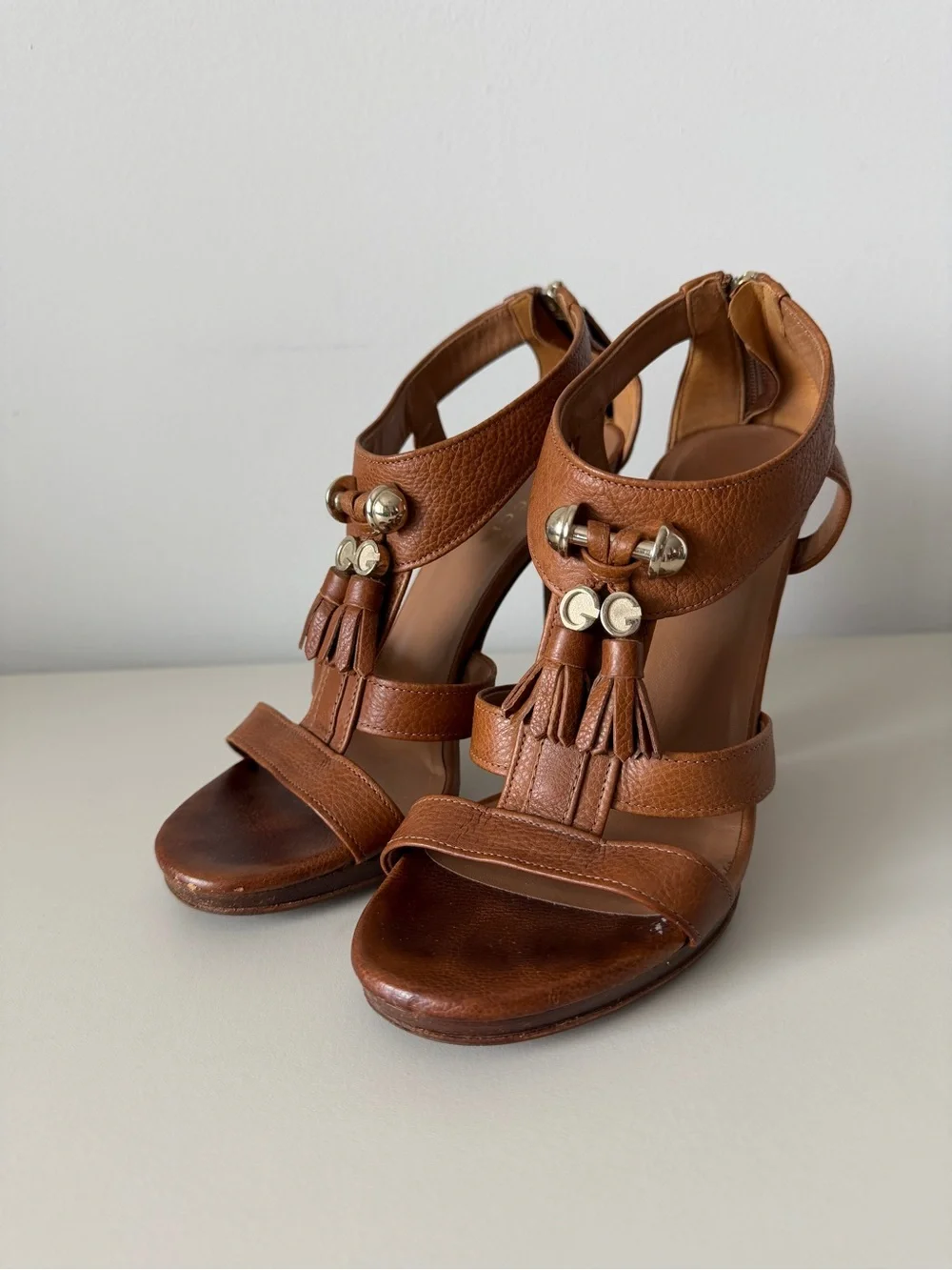 Gucci elegant strappy