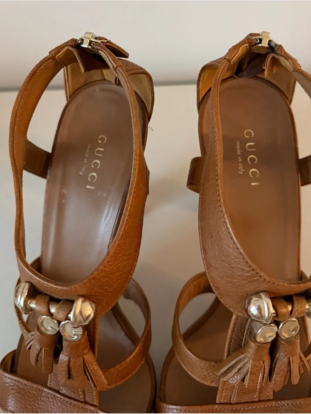 Gucci elegant strappy