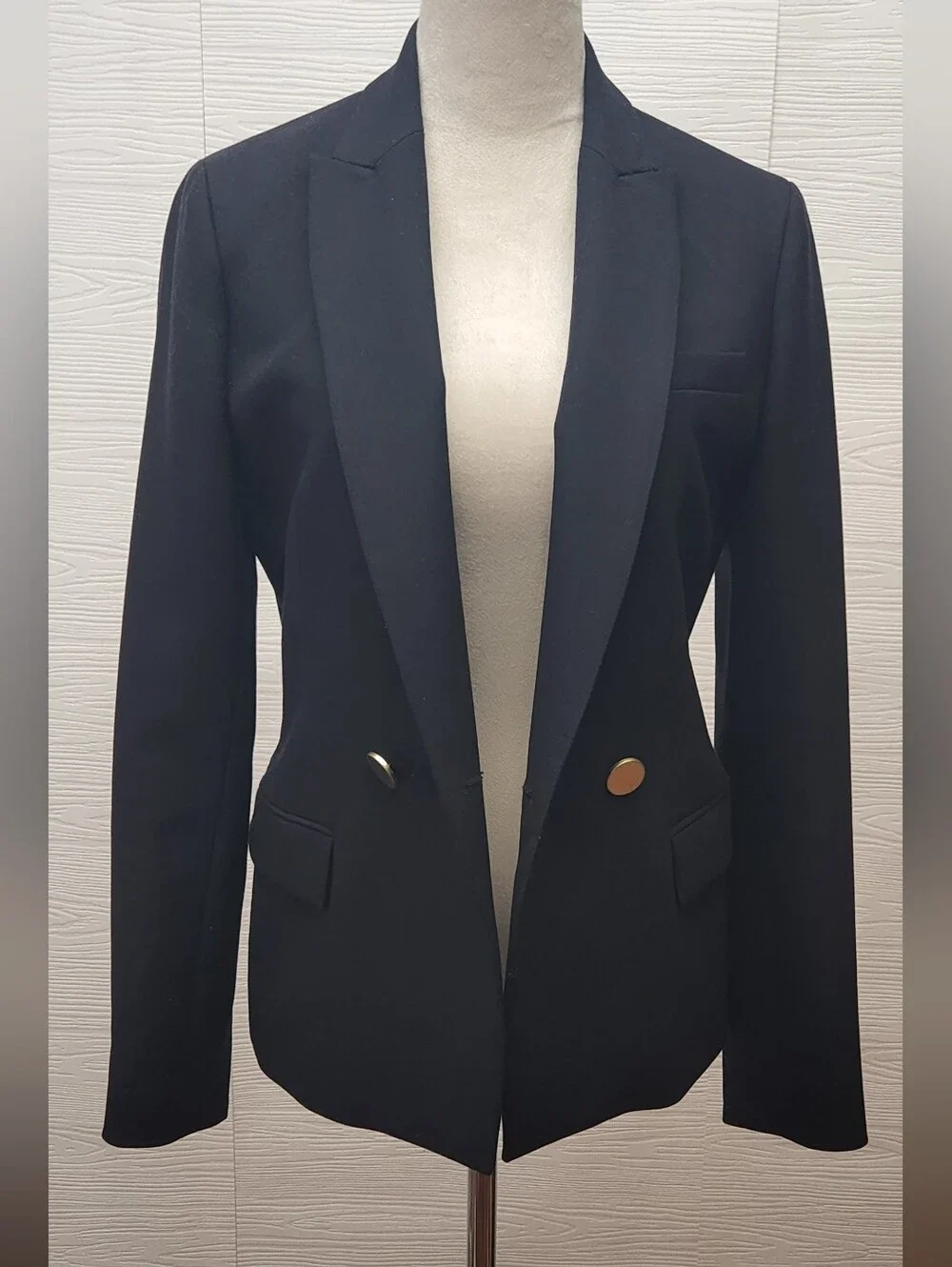 J. Crew approximate measurements