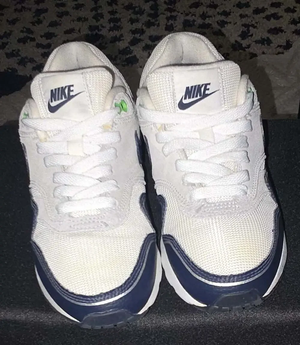 Nike size 5y