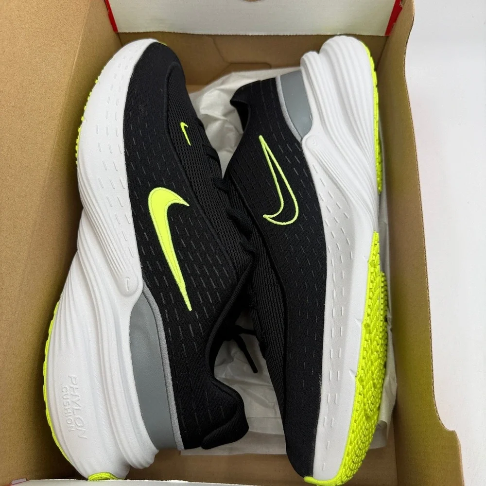 Nike upper pure