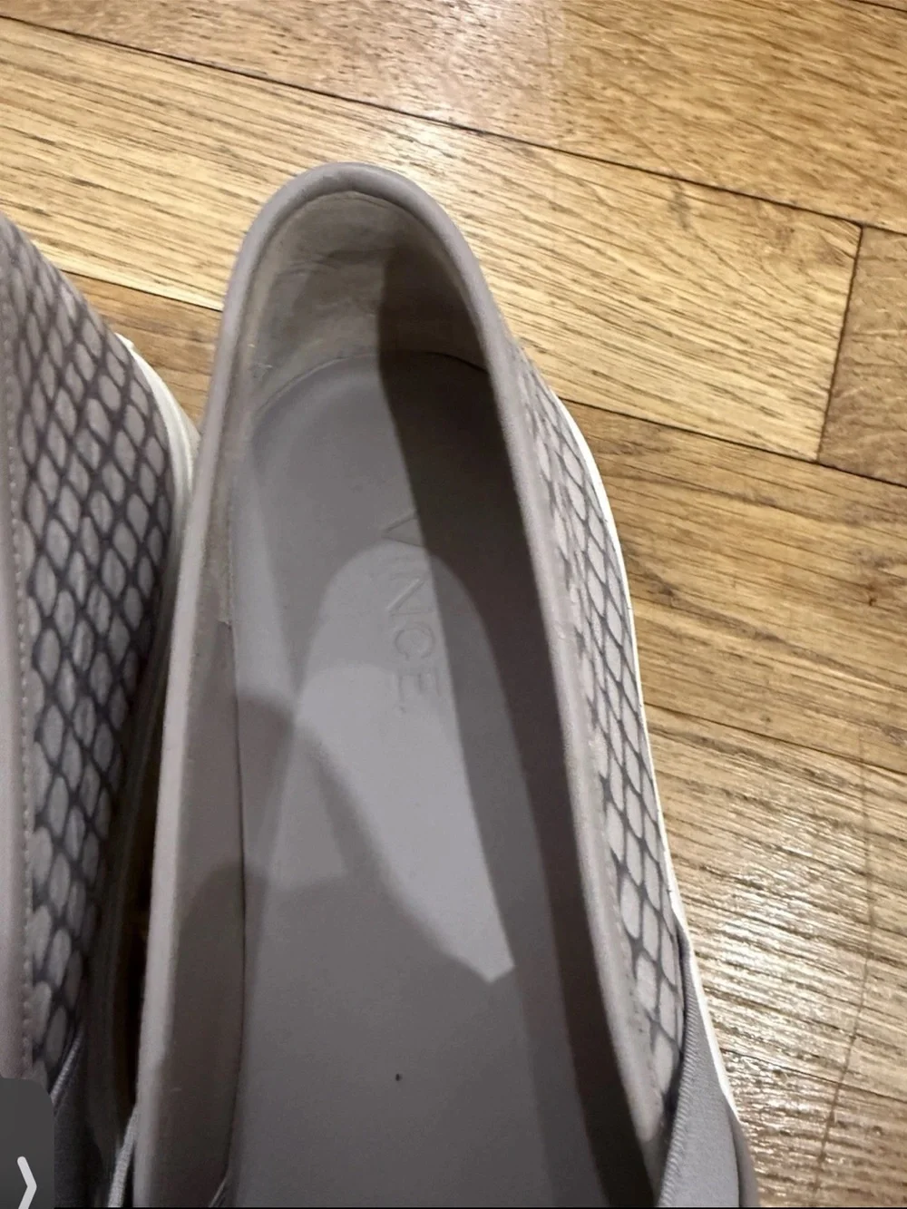 Vince grey tan