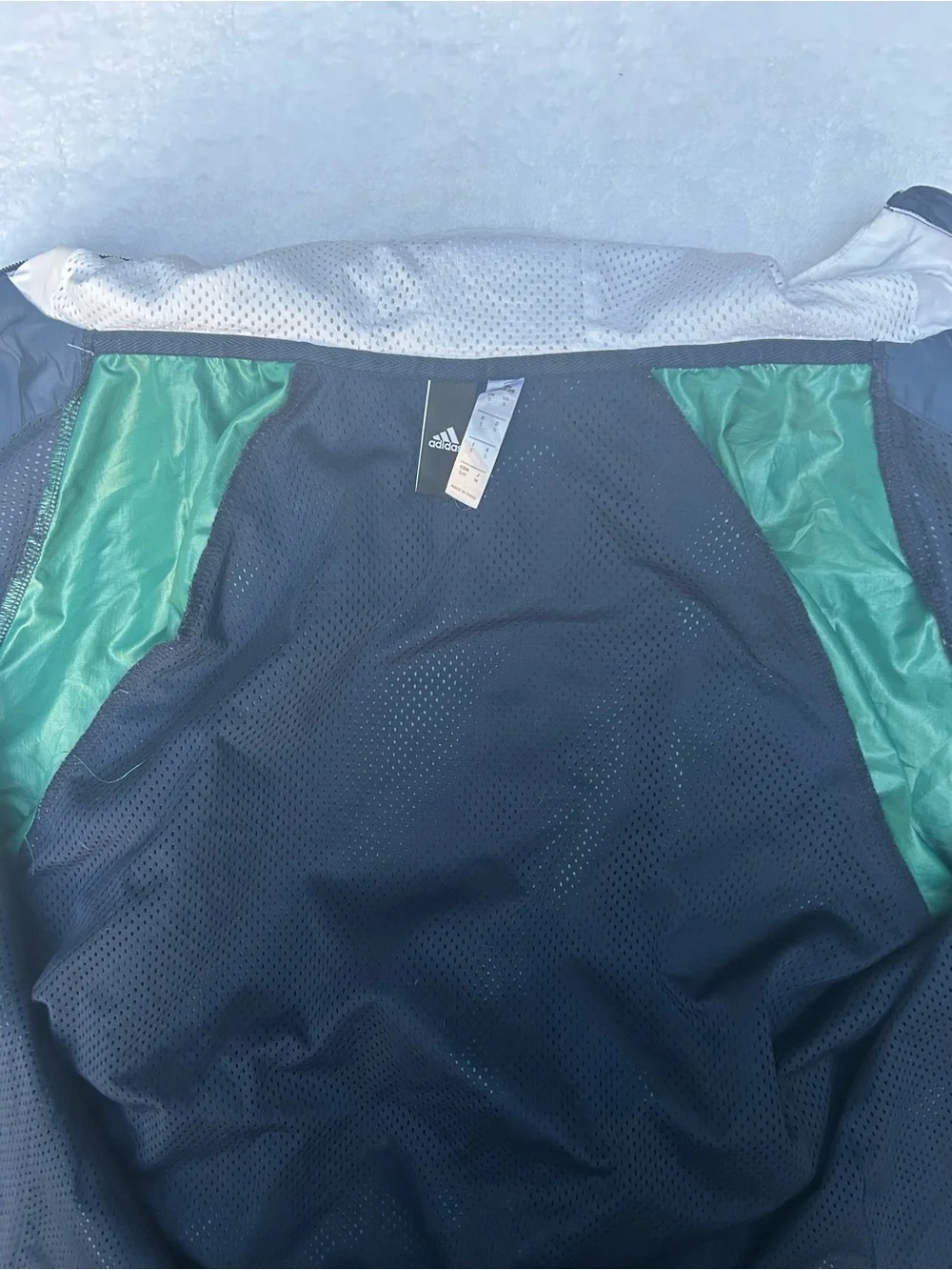 adidas lightweight windbreaker