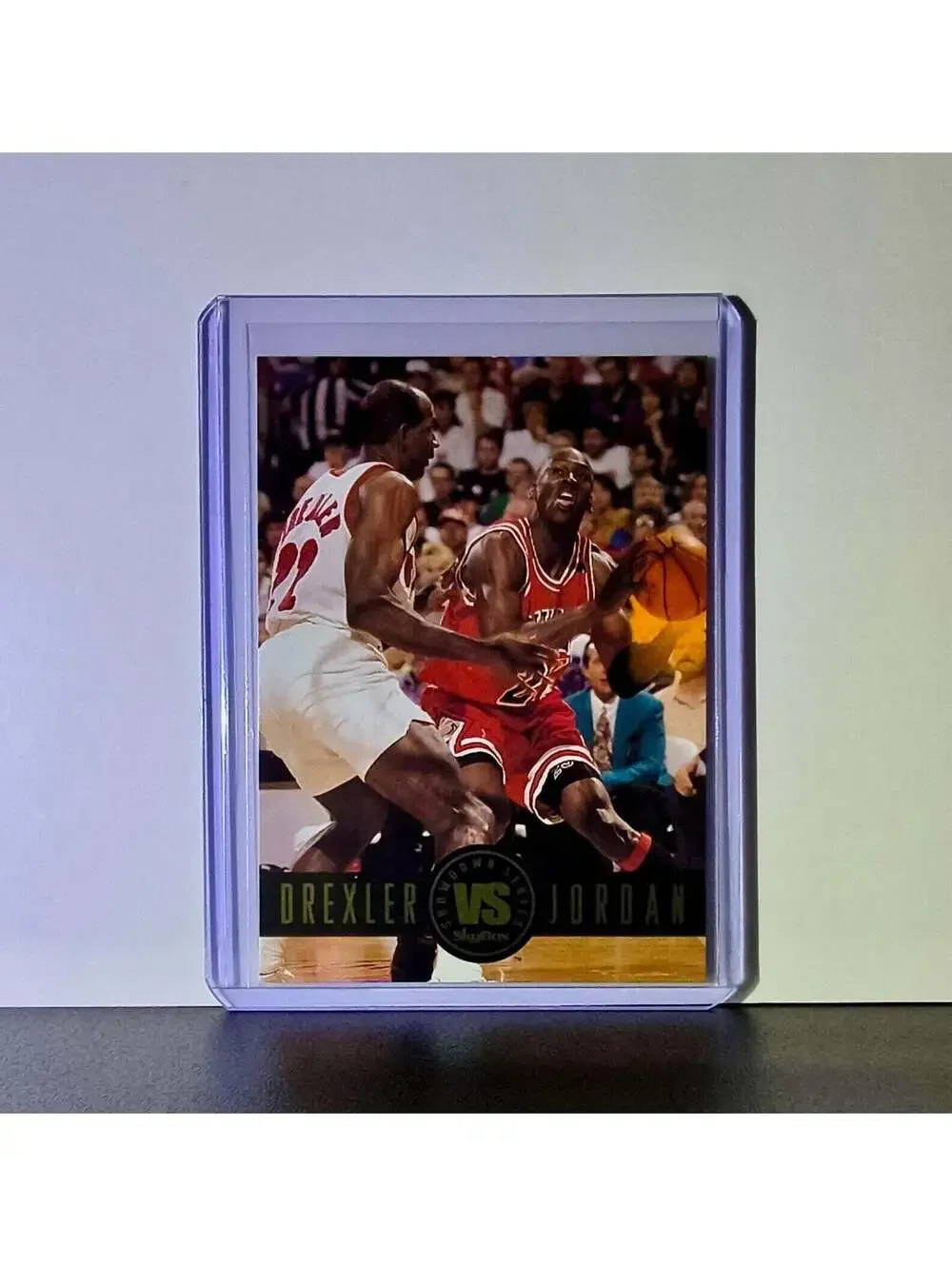 Michael Jordan 1993-94 Skybox Showdown Series VS Clyde Drexler Card Bulls