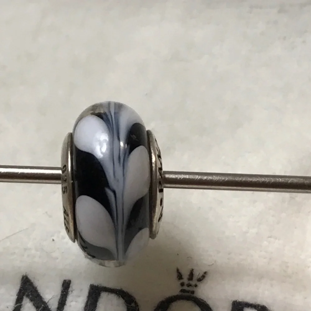 Pandora authentic charm