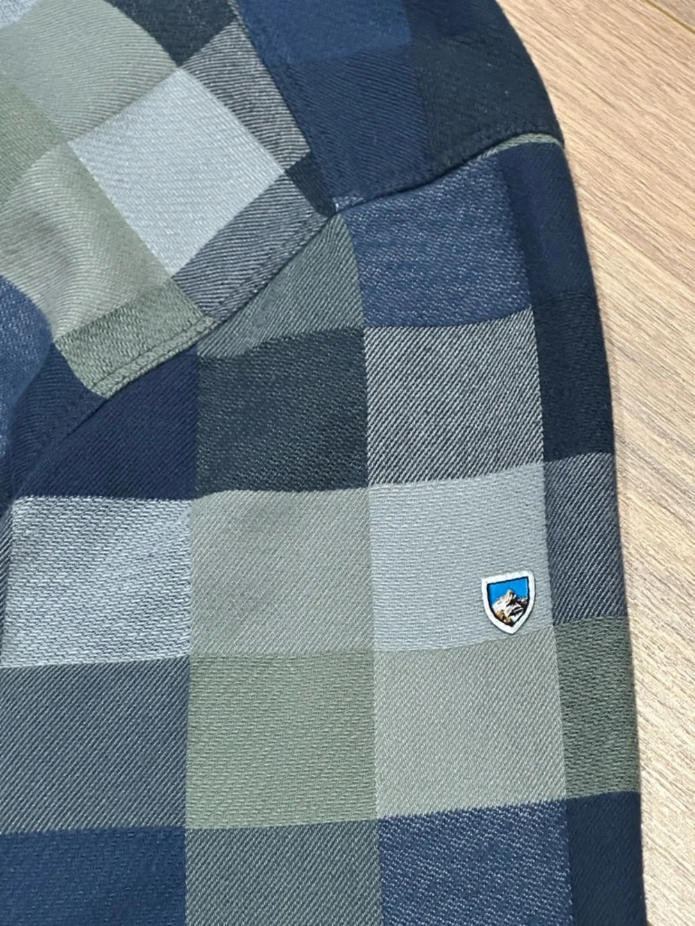 Kuhl pixelatr button