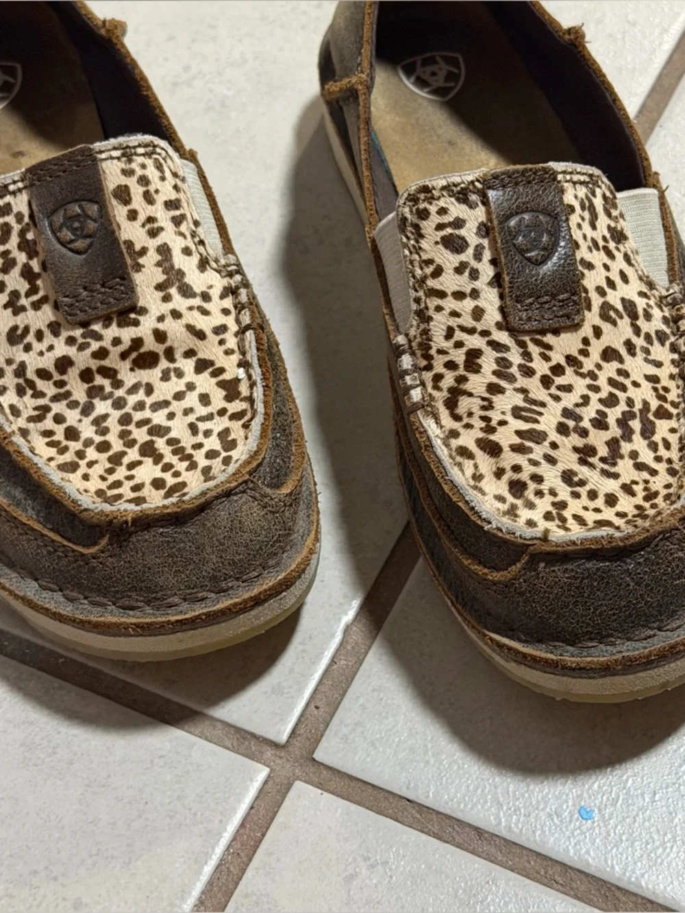Ariat Women Western Brown Cruiser Slip-On Loafers Leather Cheetah Print Hair 5.5