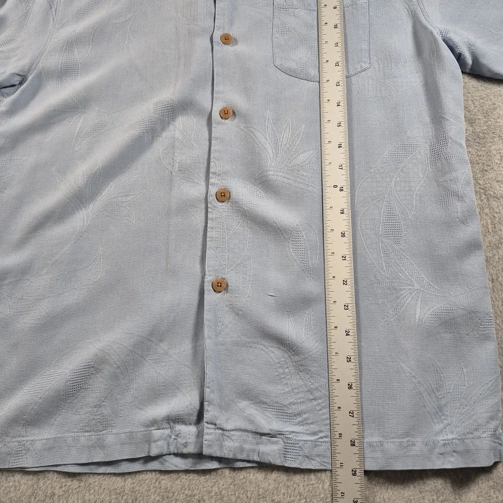 Lot of 2~ Tommy Bahama 100%‎ Silk Short Sleeved Button Up Shirts Men's Large