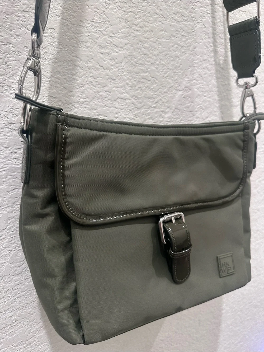 HKWP Olive Green Nylon Crossbody Bag Patent Trim Messenger‎ Shoulder Bag NEW