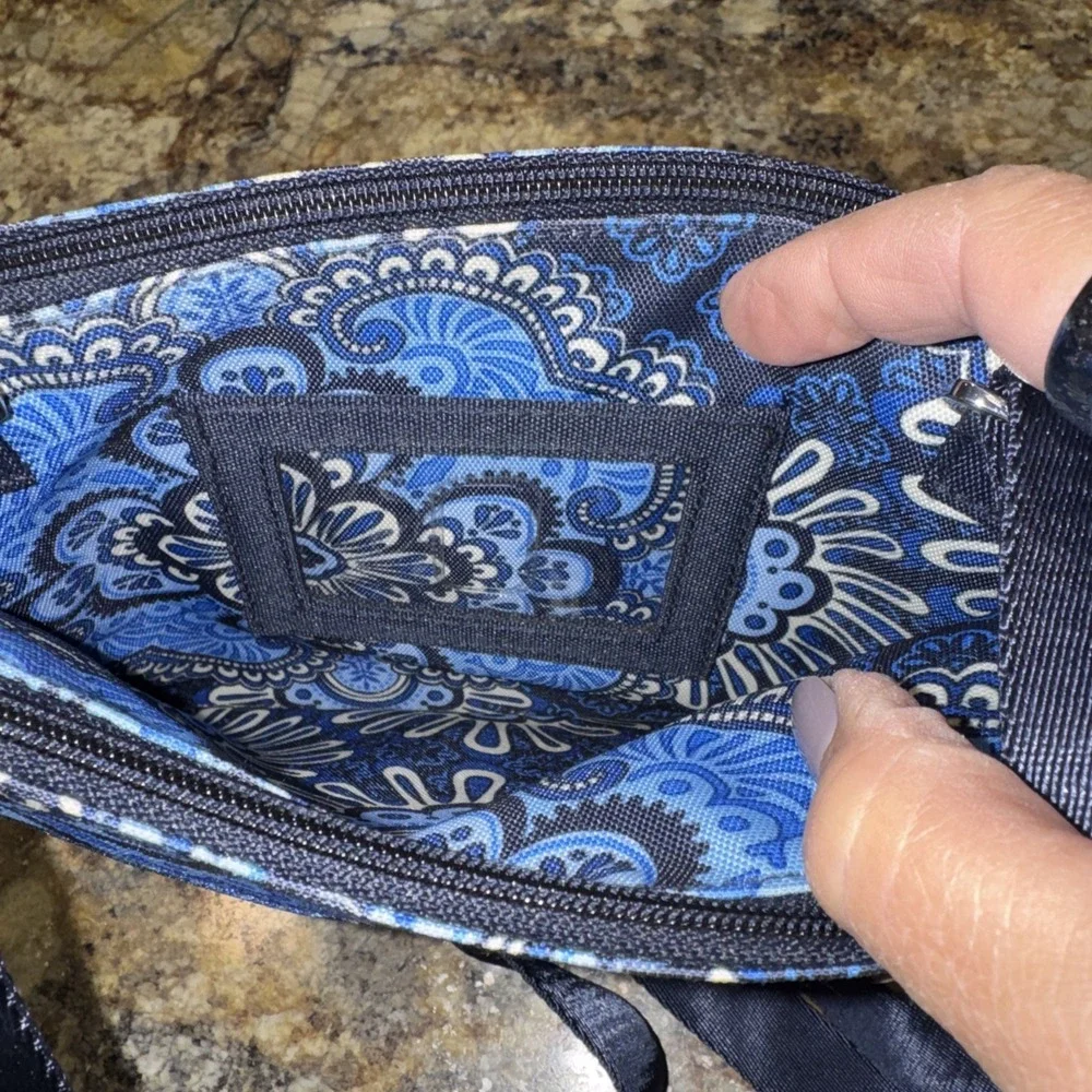 Vera Bradley purse very