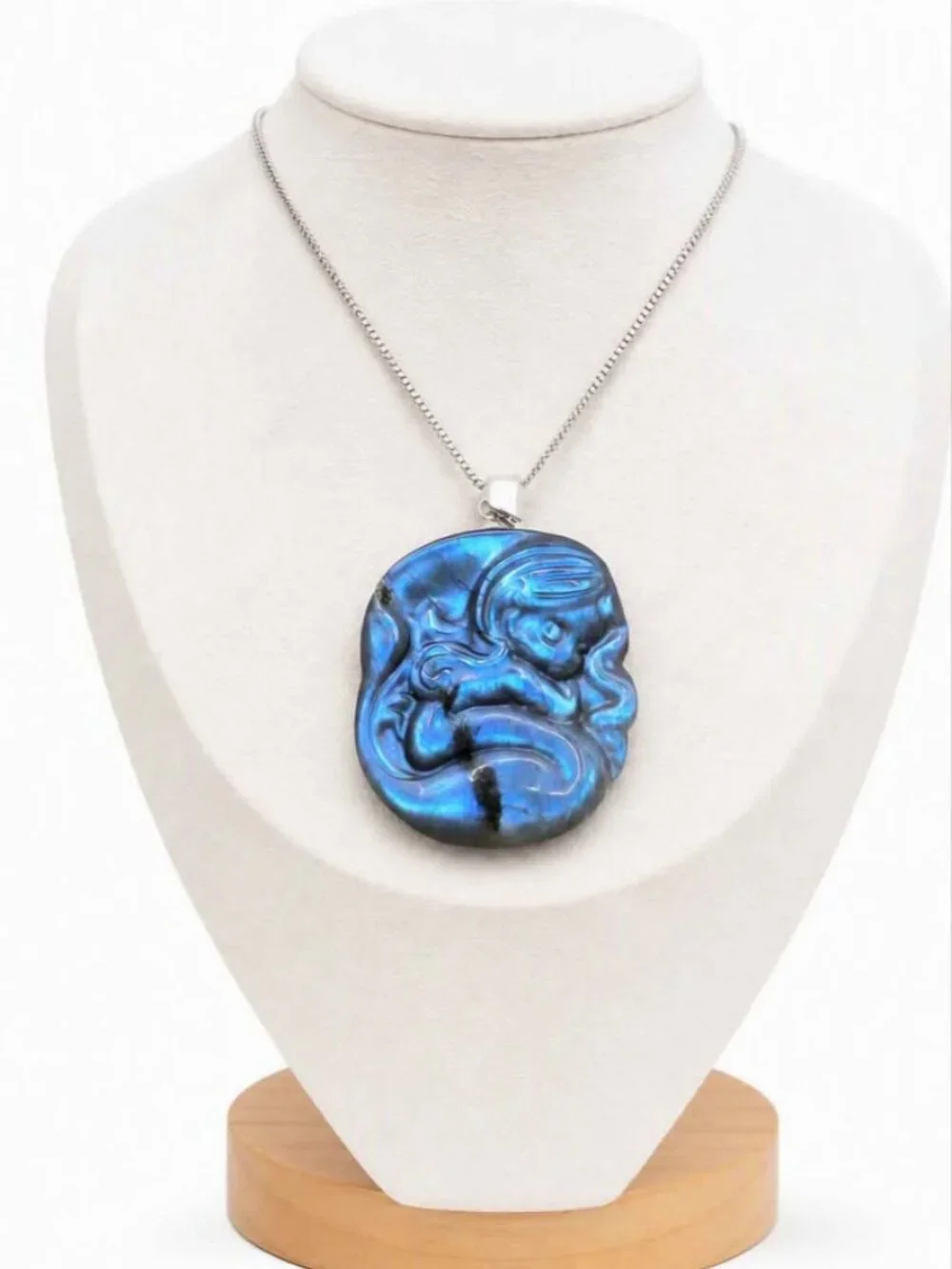 N/A this pendant