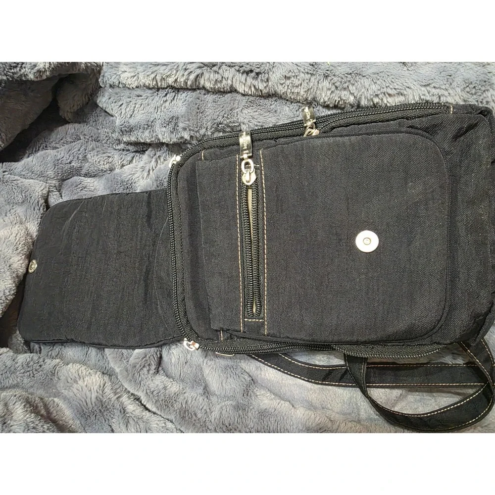 Baggallini crossbody bag