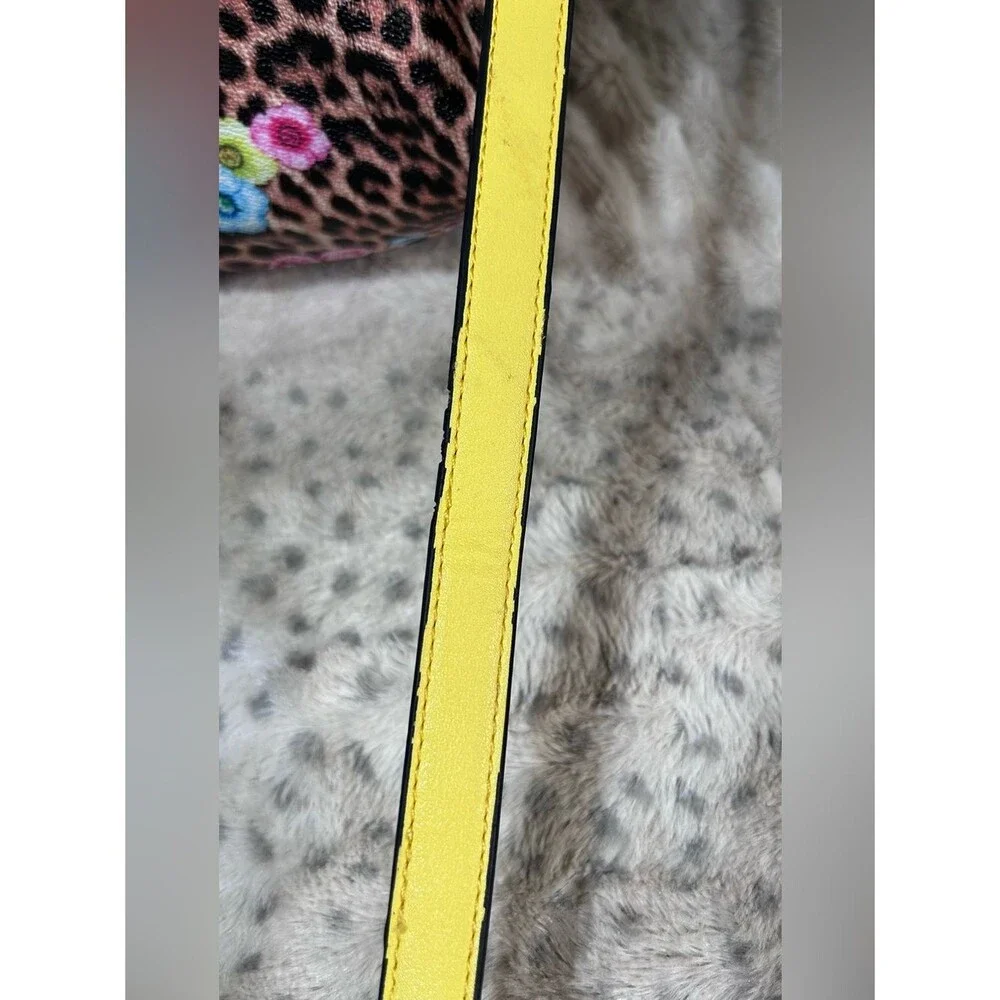 Unbranded eye catching