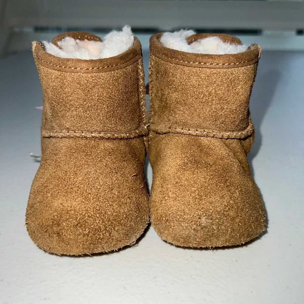 Ugg Jesse Bow II Infant Size‎ 1 Suede Boots