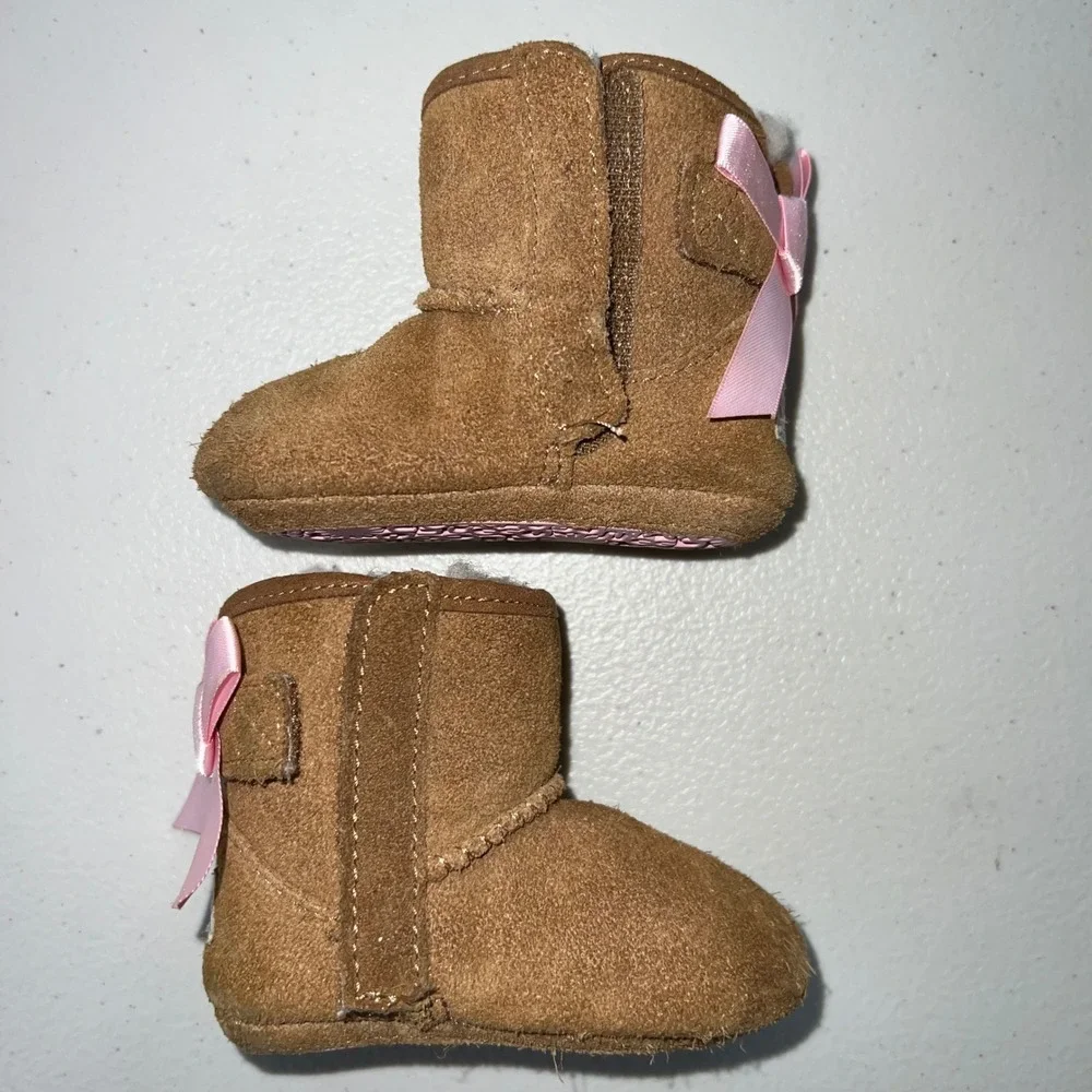 Ugg Jesse Bow II Infant Size‎ 1 Suede Boots