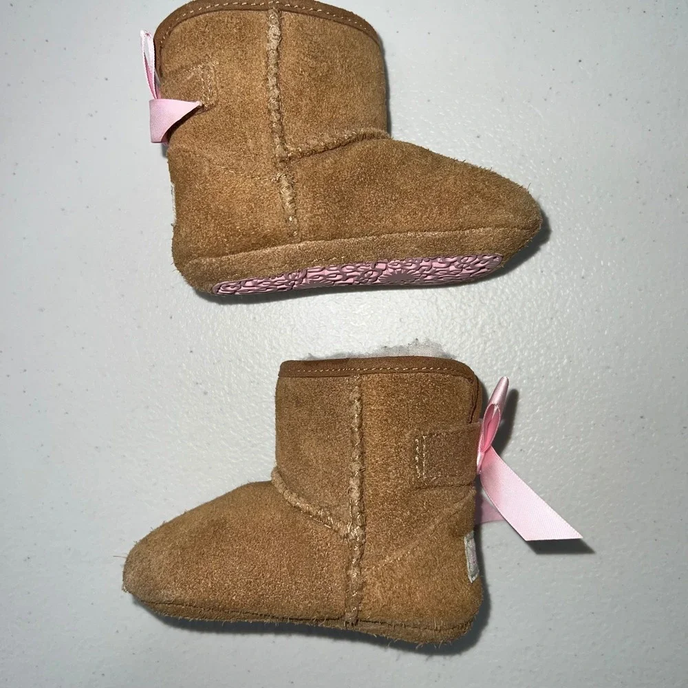 Ugg Jesse Bow II Infant Size‎ 1 Suede Boots