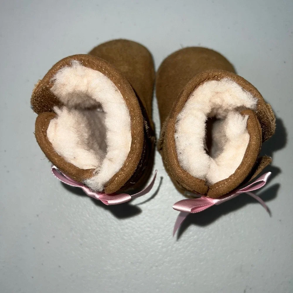 Ugg Jesse Bow II Infant Size‎ 1 Suede Boots