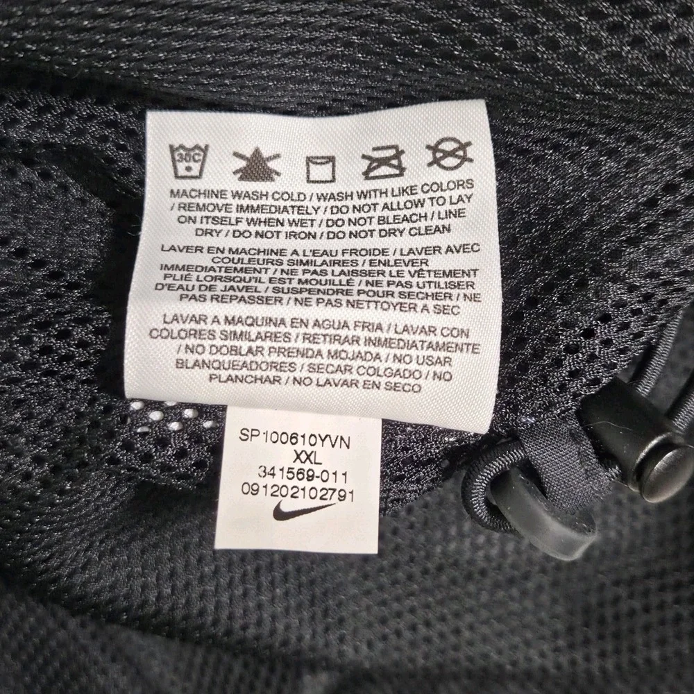Nike see pictures