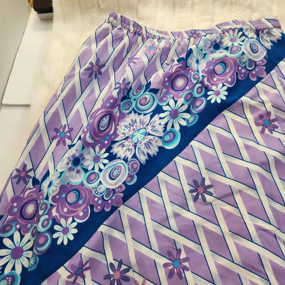 Bob Mackie Wearable Art measurements waist