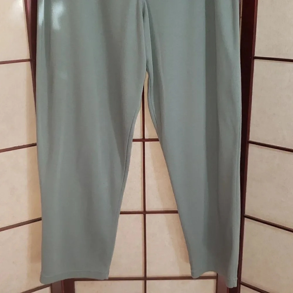 Laura Leigh Ltd. Intimates gently used