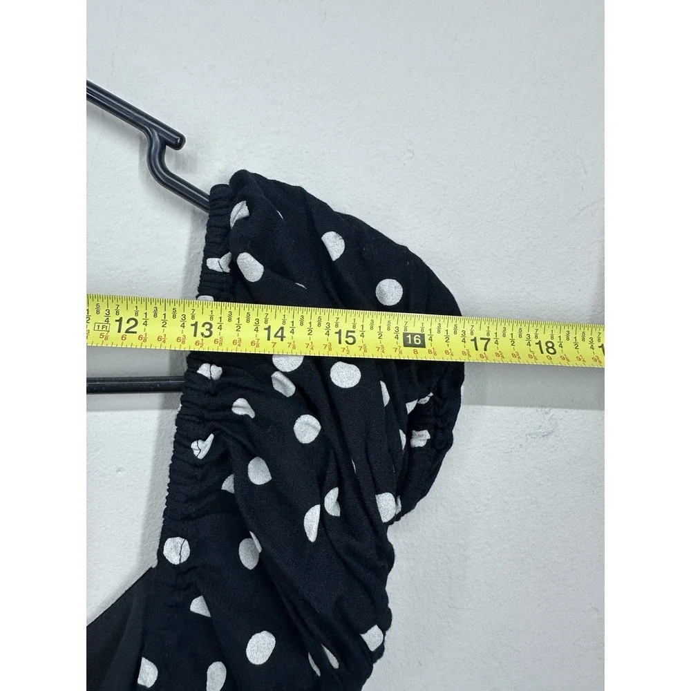 Old Navy coquette puff